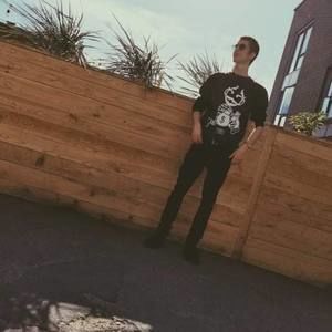 Meet your Posher, Thomas